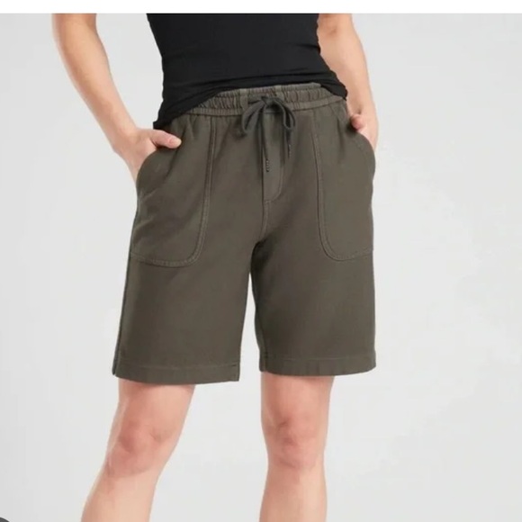 ATHLETA Green Farallon Bermuda Shorts - sz 16 - Picture 2 of 8